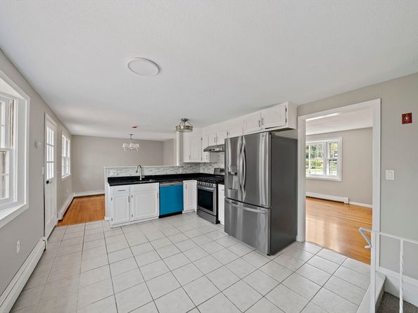 84 Poulos Rd, Braintree MA 02184