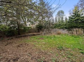 10 Stoneleigh Cir, Watertown MA 02472