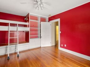 10 Stoneleigh Cir, Watertown MA 02472