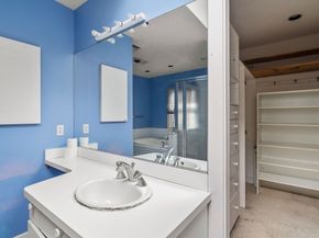 10 Stoneleigh Cir, Watertown MA 02472