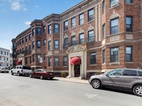 39 Glenville Ave 14, Boston MA 02134