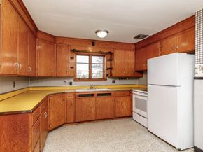 46 Ward Street, Athol MA 01331