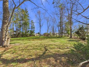 15 Shore Ave, Lakeville MA 02347