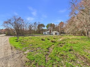 15 Shore Ave, Lakeville MA 02347