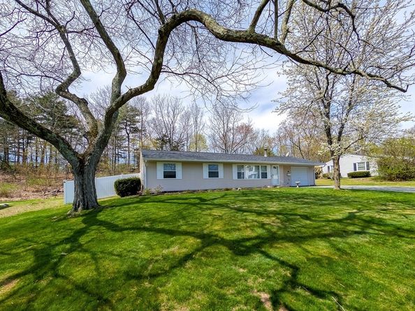 14 Myrna Rd, Framingham MA 01701