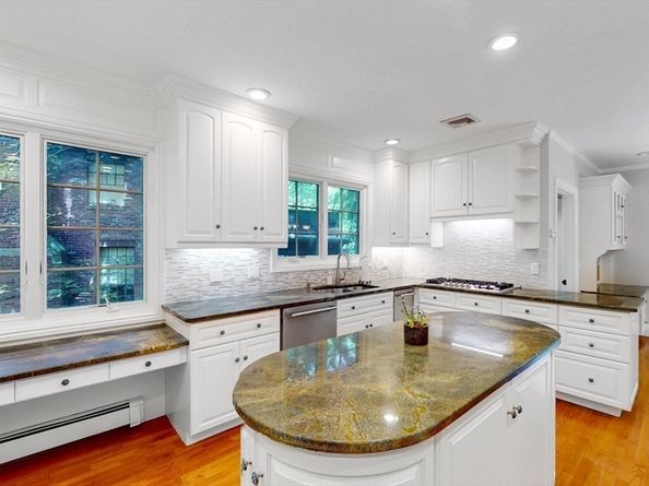 79 Woodchester Dr, Newton MA 02467