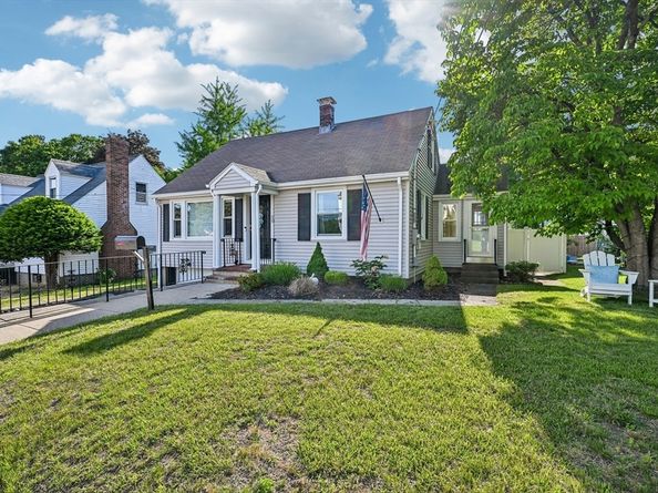 50 Mishawum Rd, Woburn MA 01801