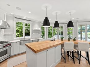 45 Whitehall Cir, Beverly MA 01915