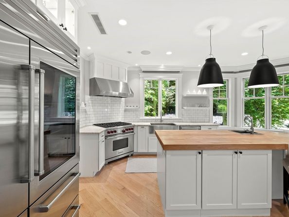 45 Whitehall Cir, Beverly MA 01915