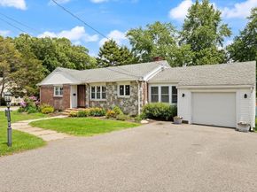178 Webster St, Needham MA 02494