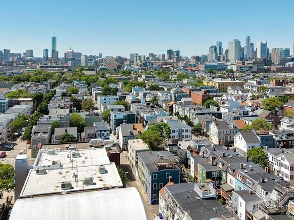 256 Bowen 2, Boston MA 02127
