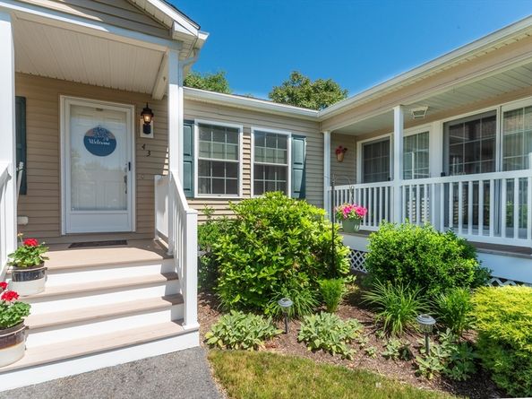 43 Fieldstone Circle, Bridgewater MA 02324