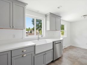 6 Jackson Rd, Scituate MA 02066