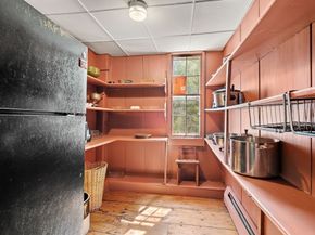 65 Summer St, Middleboro MA 02346