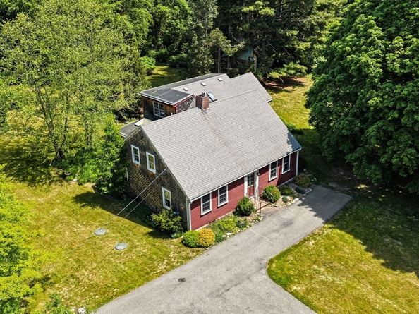 65 Summer St, Middleboro MA 02346