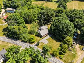 65 Summer St, Middleboro MA 02346