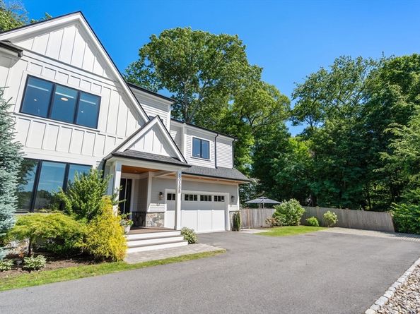1058 Beacon Street 2, Newton MA 02459