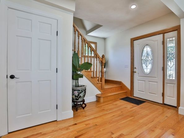 16 Endicott St, Saugus MA 01906