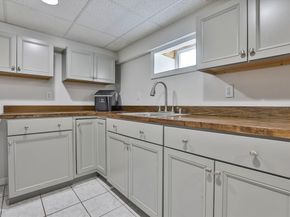 16 Endicott St, Saugus MA 01906