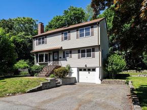 26 Lawrence Ln, Arlington MA 02474