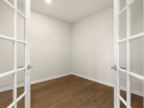5 Peters Farm Way 7106, Westborough MA 01581