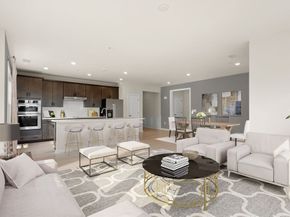 5 Peters Farm Way 7106, Westborough MA 01581