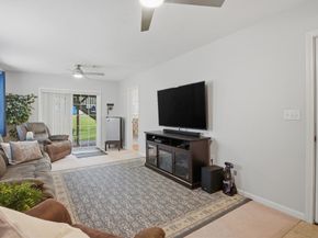 106 Manchester St 106, Leominster MA 01453