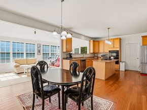 34 Hemingway St, Shrewsbury MA 01545