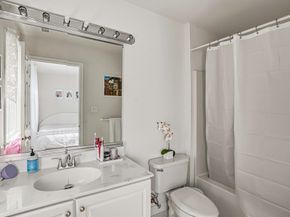 34 Hemingway St, Shrewsbury MA 01545