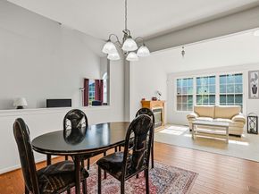 34 Hemingway St, Shrewsbury MA 01545