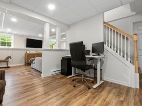 42 Hale St, Newburyport MA 01950