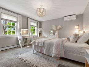 42 Hale St, Newburyport MA 01950