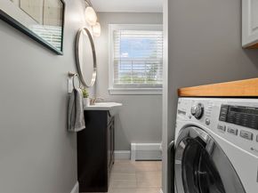 42 Hale St, Newburyport MA 01950