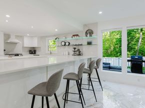 317 Broadway, Hanover MA 02339