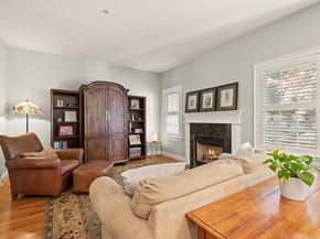 725 Boston Post Rd 5, Sudbury MA 01776
