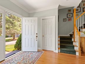 725 Boston Post Rd 5, Sudbury MA 01776