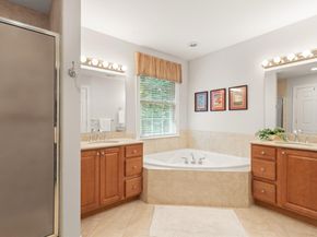 725 Boston Post Rd 5, Sudbury MA 01776
