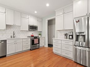 725 Boston Post Rd 5, Sudbury MA 01776