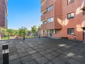 147 Kelton St 704, Boston MA 02134