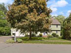 8 Riding Club Rd, Danvers MA 01923