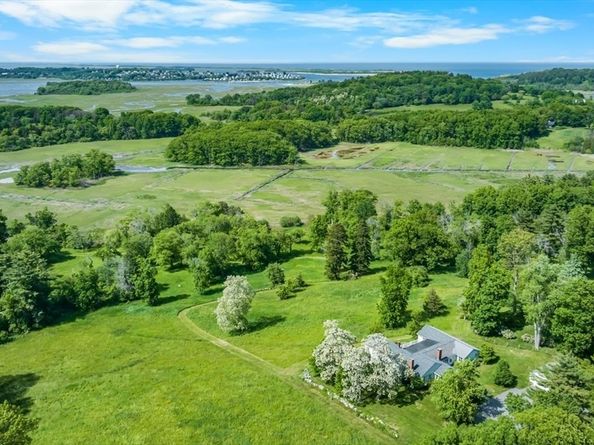 158 Argilla Road, Ipswich MA 01938