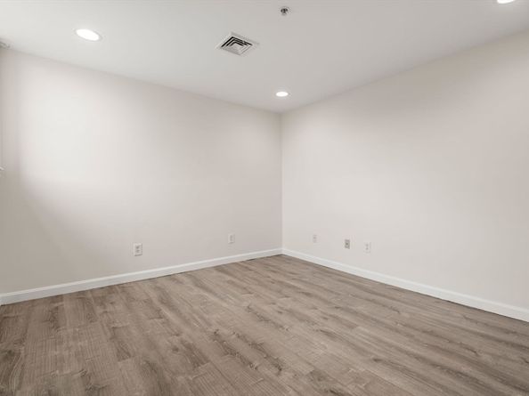 7 Central Square 401, Lynn MA 01901