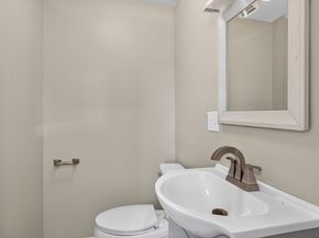14 Highland Ave, Fitchburg MA 01420