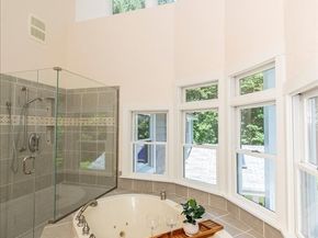 80 Providence Rd, Westford MA 01886