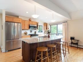 38 Warepoint Rd, West Brookfield MA 01585