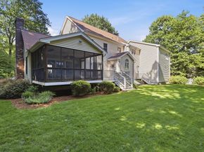 3 Stable Way, Medway MA 02053