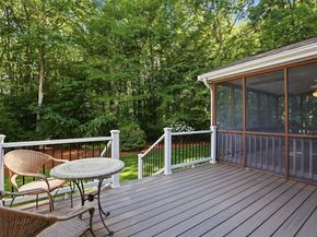3 Stable Way, Medway MA 02053