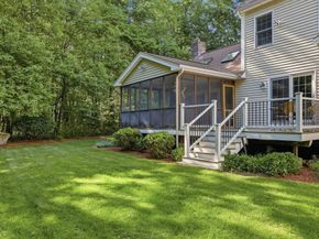 3 Stable Way, Medway MA 02053
