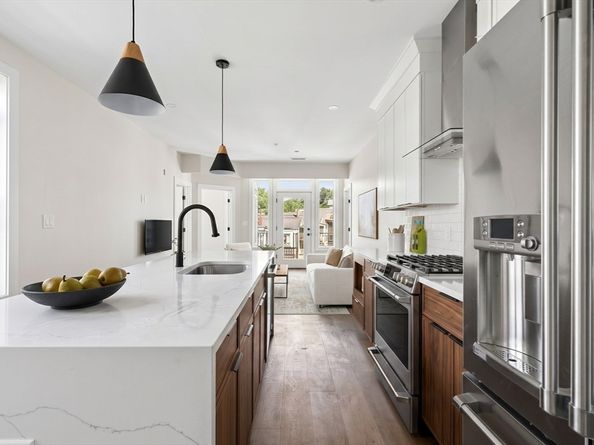 2 Weld Hill Street 203, Boston MA 02130