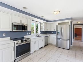 27 Charles Ave, Uxbridge MA 01569